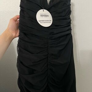 BRAND NEW NEVER WORN-Chic Black Ruched Maxi Dress